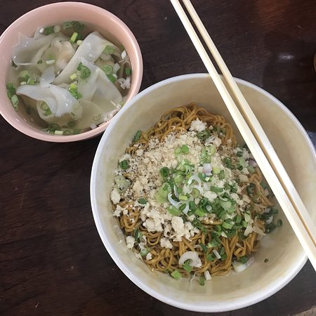 7 Tempat Makan Bakmi Terenak Dan Halal Di Bandung TempatWisataUnik