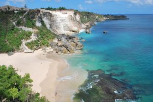 Keindahan Pantai Kubu