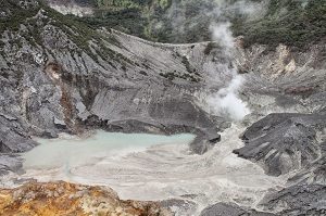 Tangkuban Perahu Tour