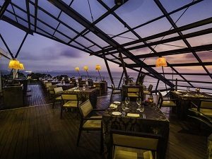 SOS Rooftop Lounge and Bar