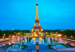 7 Wisata Romatis Di Paris Untuk Merayakan Valentine Bersama Pasangan - Tempatwisataunik.com