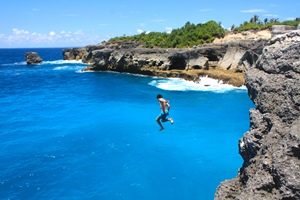 Blue Lagoon cliff jumping