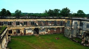 Benteng Van Den Bosch (Benteng Pendem)