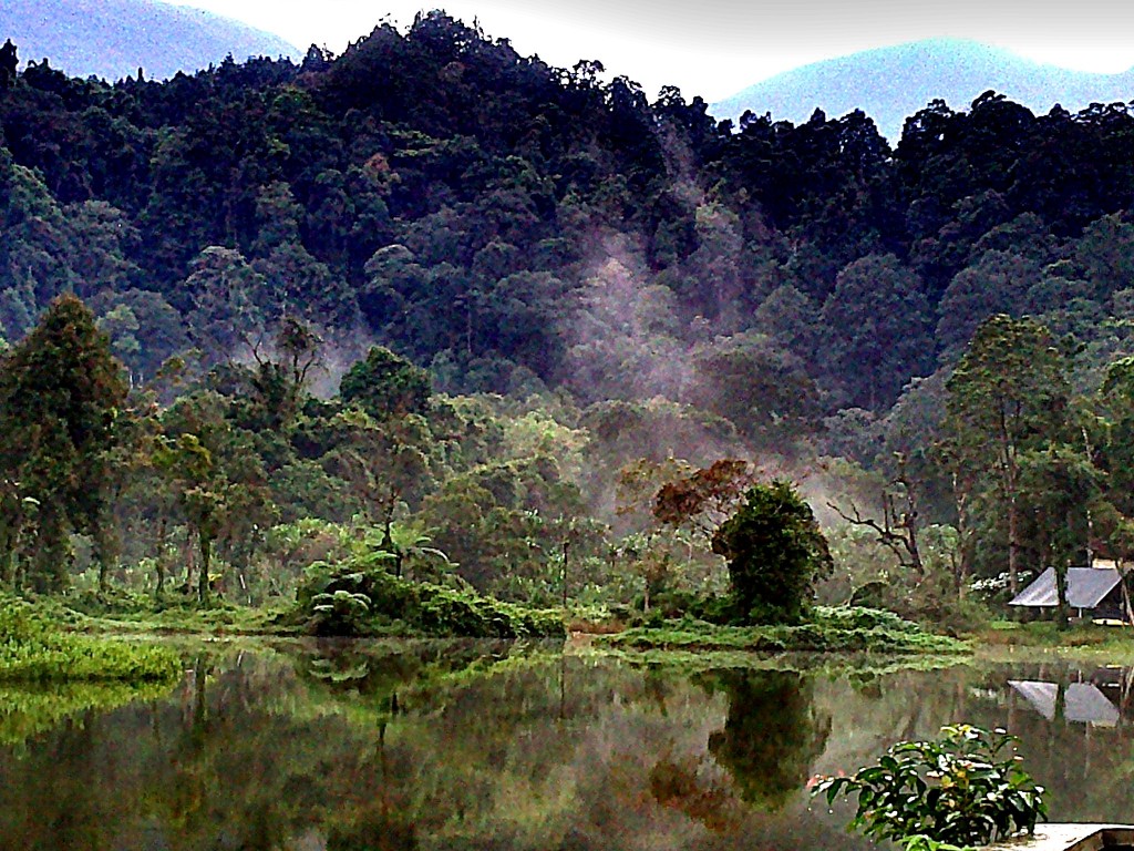  situ  gunung  TempatWisataUnik com