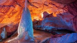 Dachstein Salzkammergut dan Giant Ice Cave