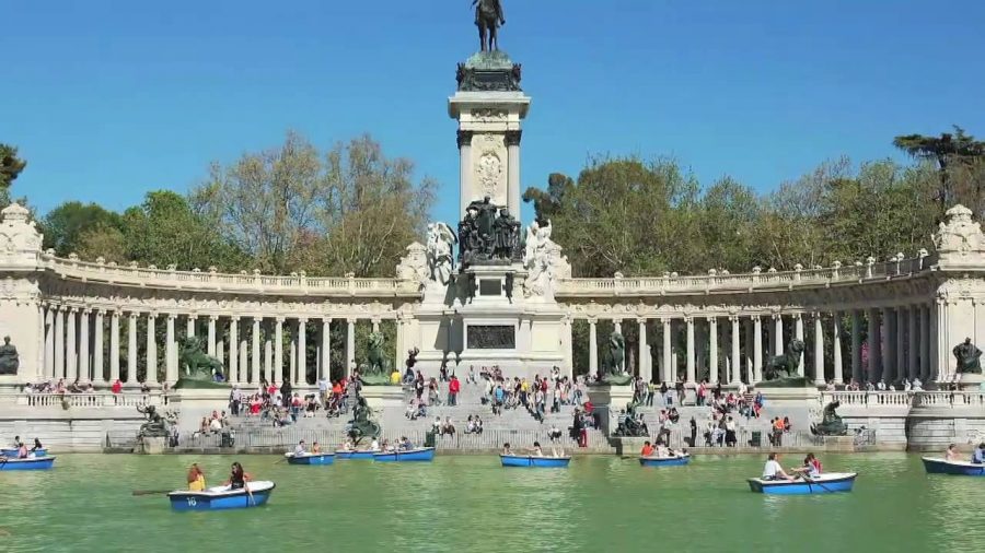 14 Tempat Wisata di Madrid Spanyol yang Terkenal