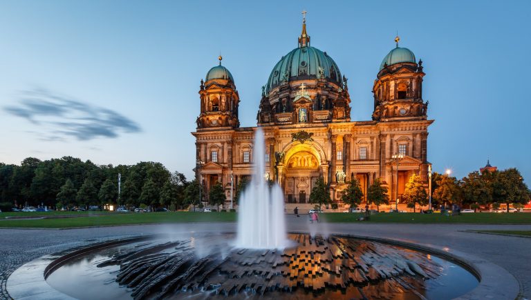 12 Tempat Wisata di Berlin yang Paling Terkenal - TempatWisataUnik.com