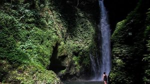 Colek Pamor . Waterfall