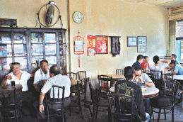   Medan's Apek Coffee Shop