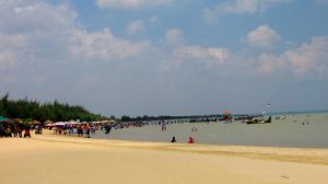 Pantai Karang Jahe