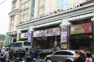 The Cheapest Place for Bandung Souvenirs - new market trade center