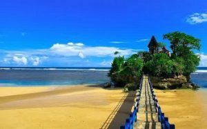  Pantai Balai Kambang  TempatWisataUnik com