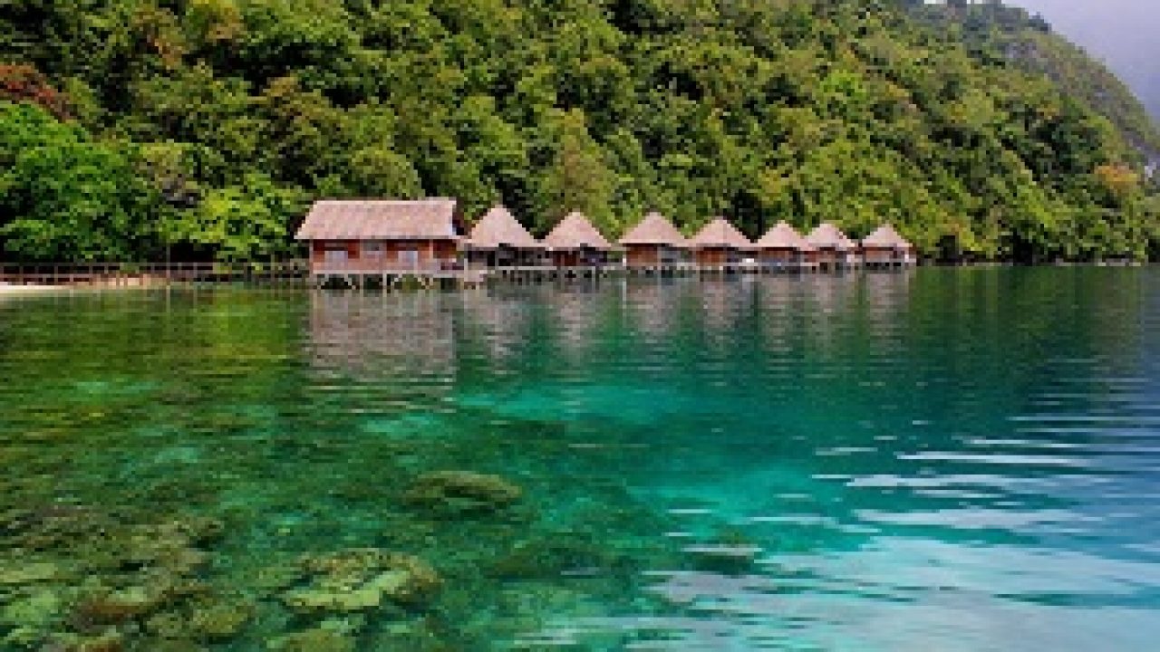 Objek Wisata Di Halmahera Utara