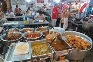 Saman Islam di Pasar Chatuchak