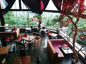 Linds Ice cream cafe & resto