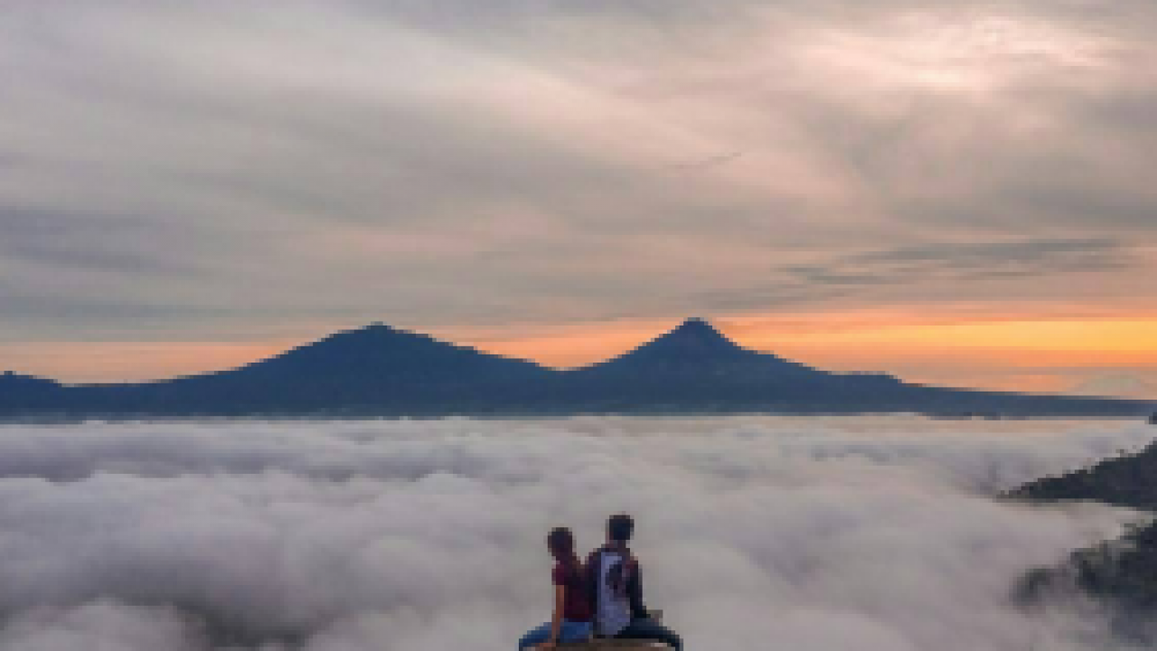 Wisata Punthuk Mongkrong Magelang yang Wajib Dikunjungi Wisata Punthuk Mongkrong Magelang yang Wajib Dikunjungi