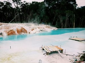 Kawah Putih Dolok Tinggi Raja