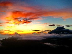 Gunung Pakuwaja