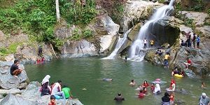 Air Terjun Tujuh Tingkat