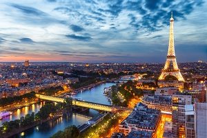 24 Kota Wisata di Perancis yang Romantis ...