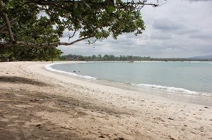 Pantai Merak Belantung