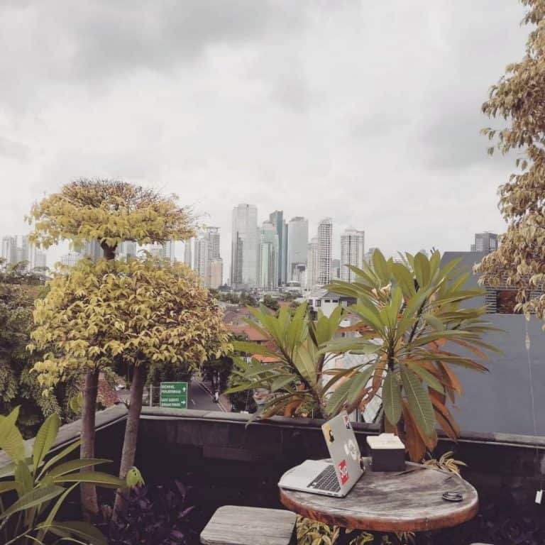 6 Resorts with Rooftop Cafe in Jakarta - PCP Information